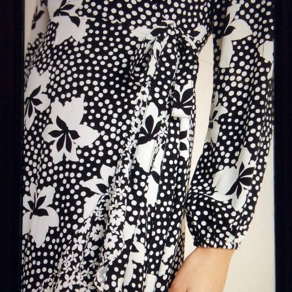 Anthropologie Amity Wrap Dress - Picture 5 of 7